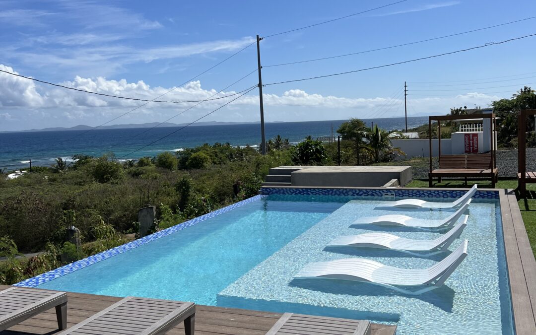 Vieques – Infinity pool & Ocean view & 2 jacuzzis 7 BR (Max 20 people)